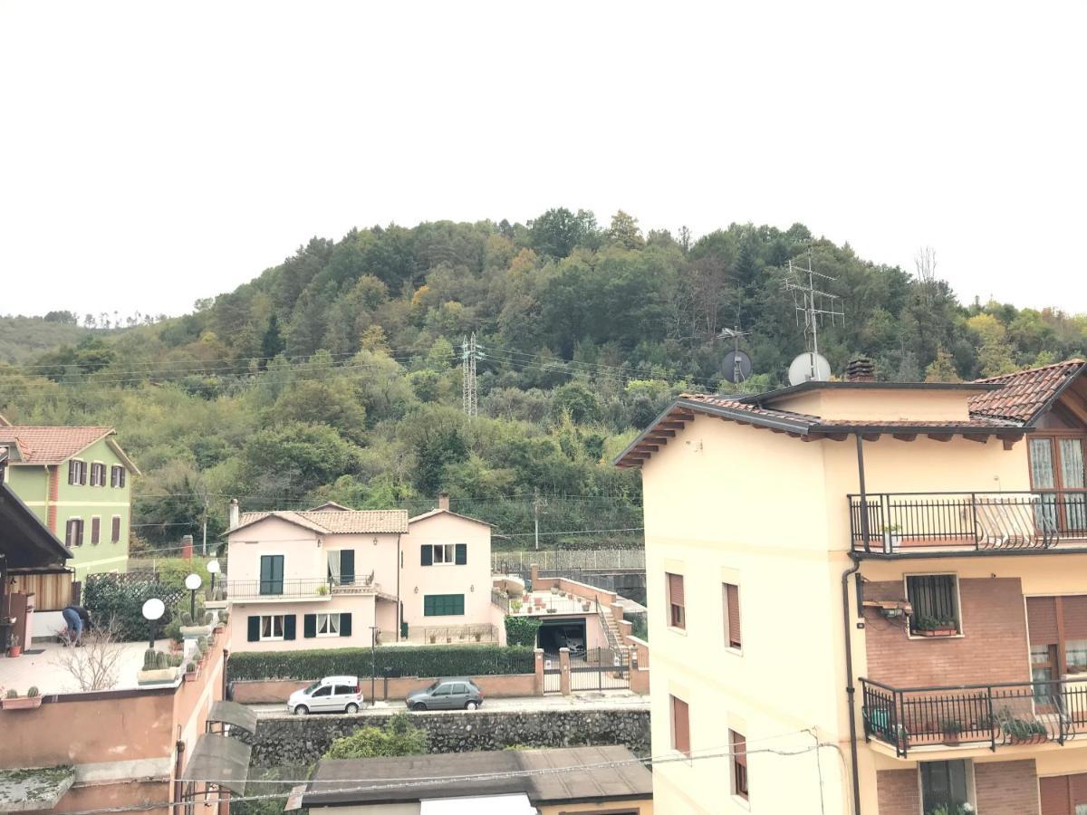 Al Campanile Centro Storico Ampio Luminoso E Panoramico Appartamento Trilocale Carsoli Exterior photo
